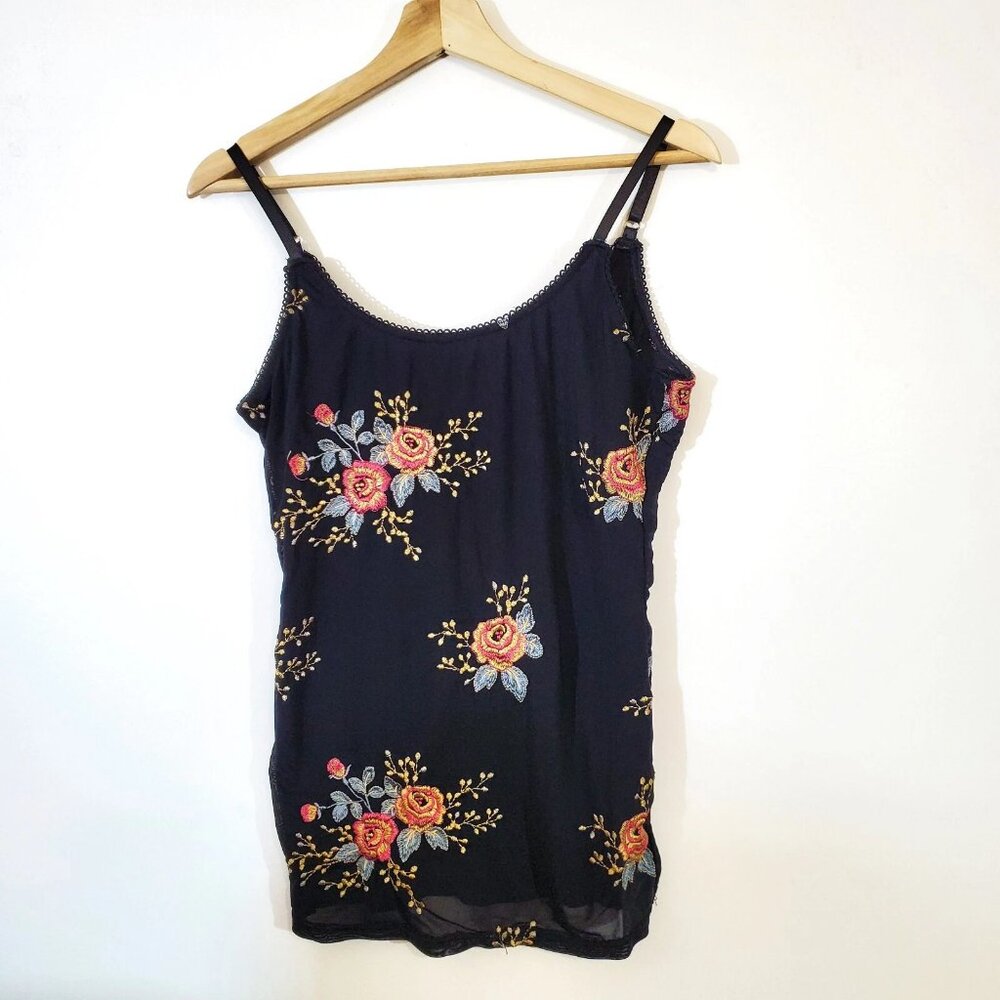 BKE Gimmicks Embroidered Floral Boho Cami Tank Top Size Large Straps Sheer Lined